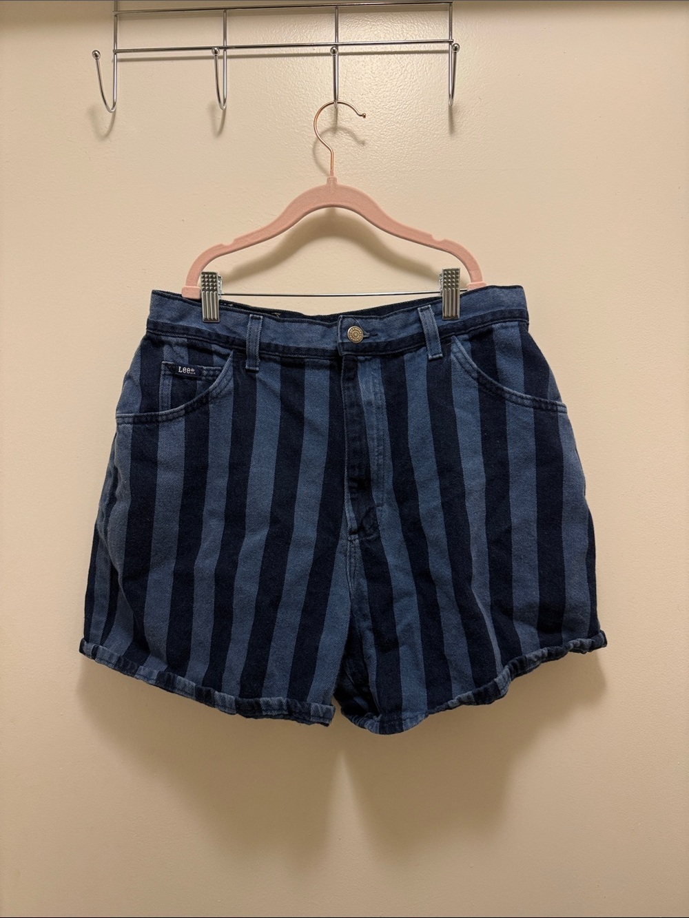 Vintage 90s Lee Vertical Striped Denim Shorts Womens Size 16 Med Blue Jorts